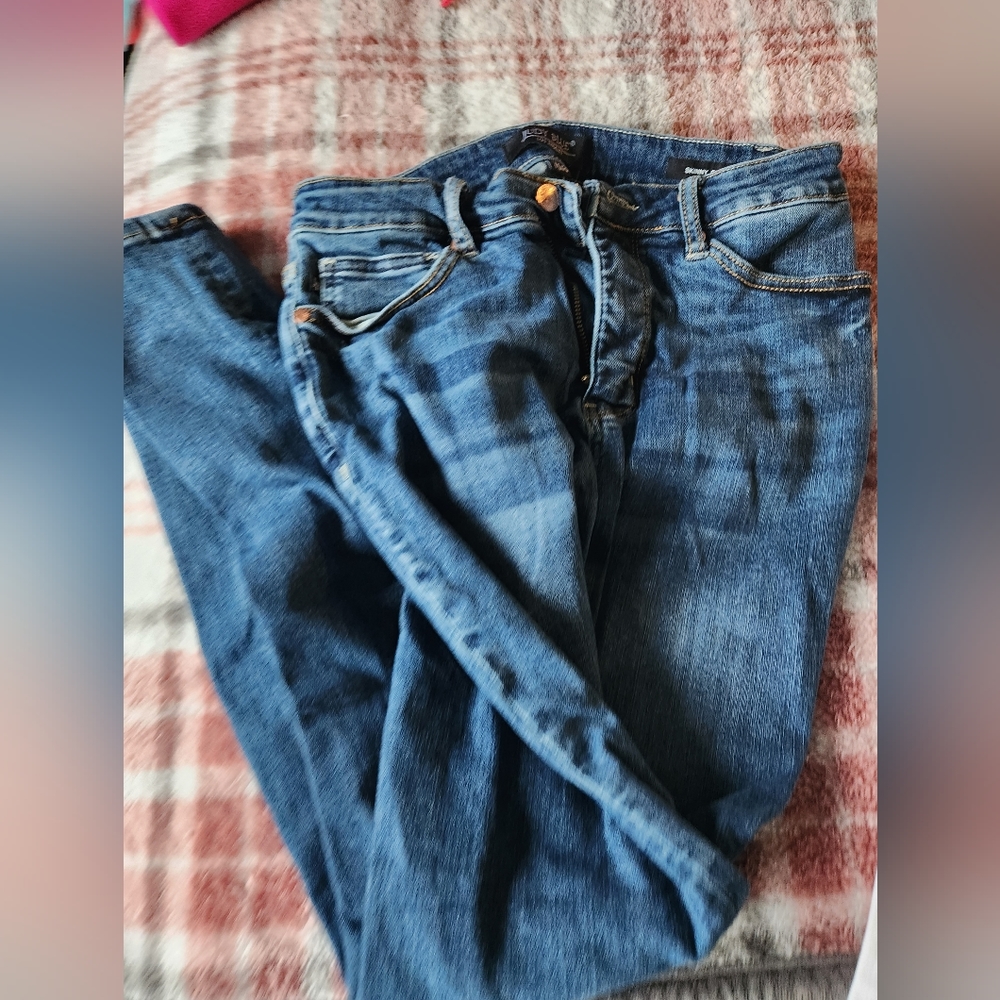 Judy blue size 7